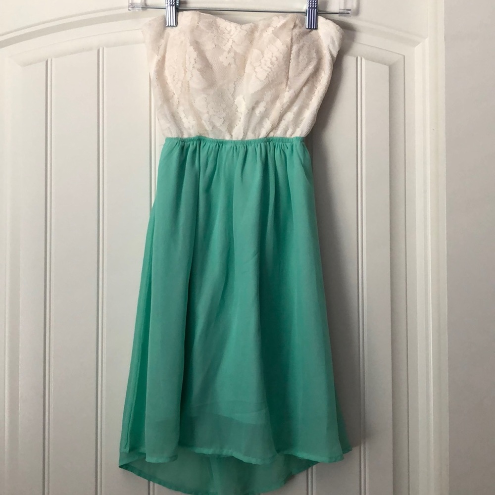 Lace White Dress with Light Green | Poetry